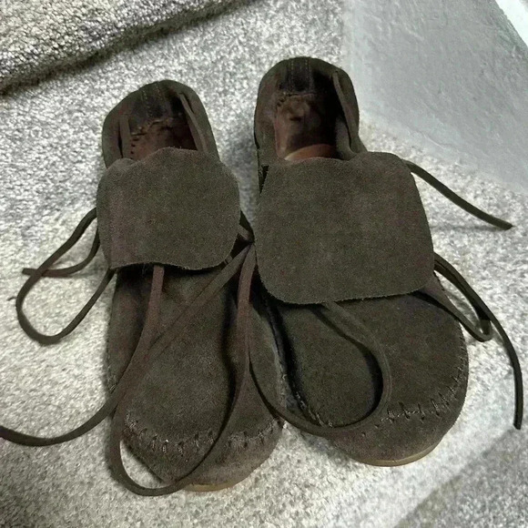 EUC TOMS Zahara Suede Moccasin Lace-Up Flat Booties
Chocolate Brown Women’s 9 - Picture 3 of 10